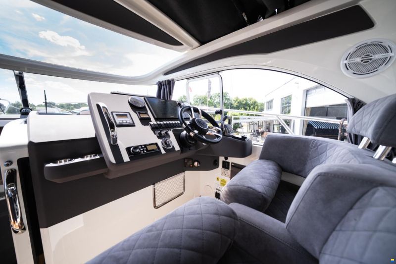 Marex 310 Sun Cruiser