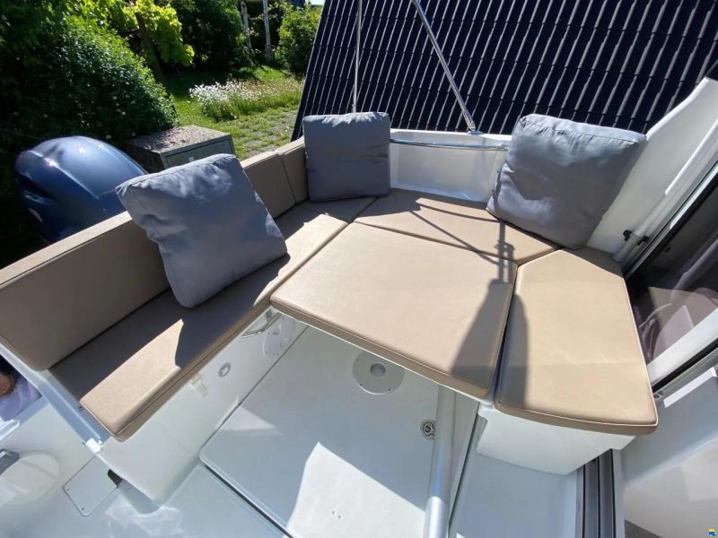 Jeanneau Merry Fisher 695