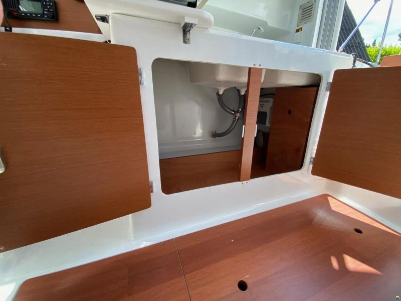 Jeanneau Merry Fisher 695