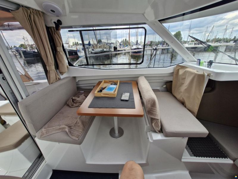 Jeanneau Merry Fisher 695