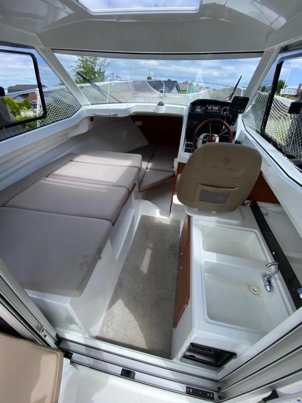 Jeanneau Merry Fisher 695