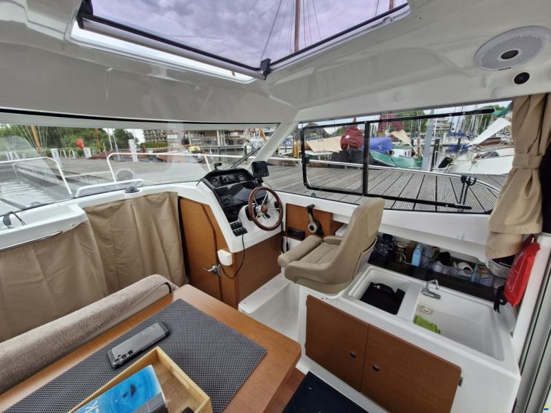Jeanneau Merry Fisher 695