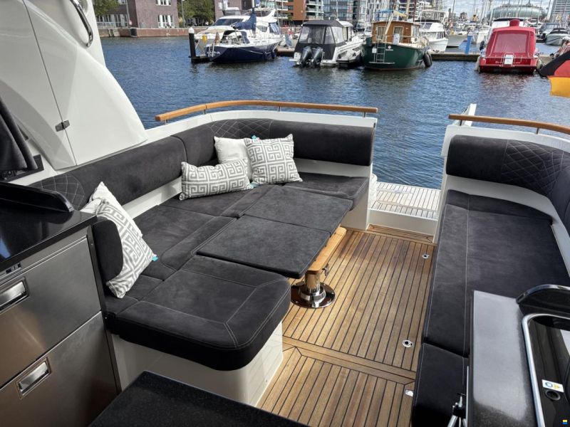 Marex 360 Cabriolet Cruiser