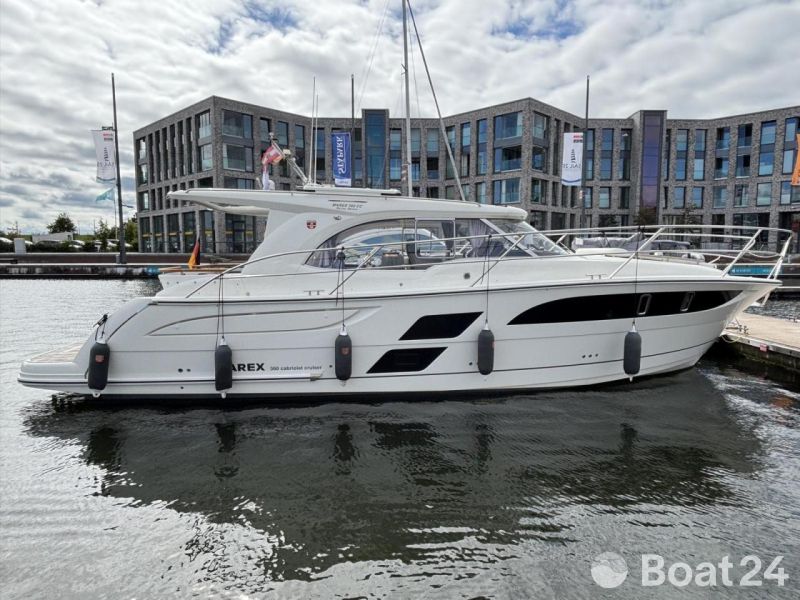 Marex 360 Cabriolet Cruiser