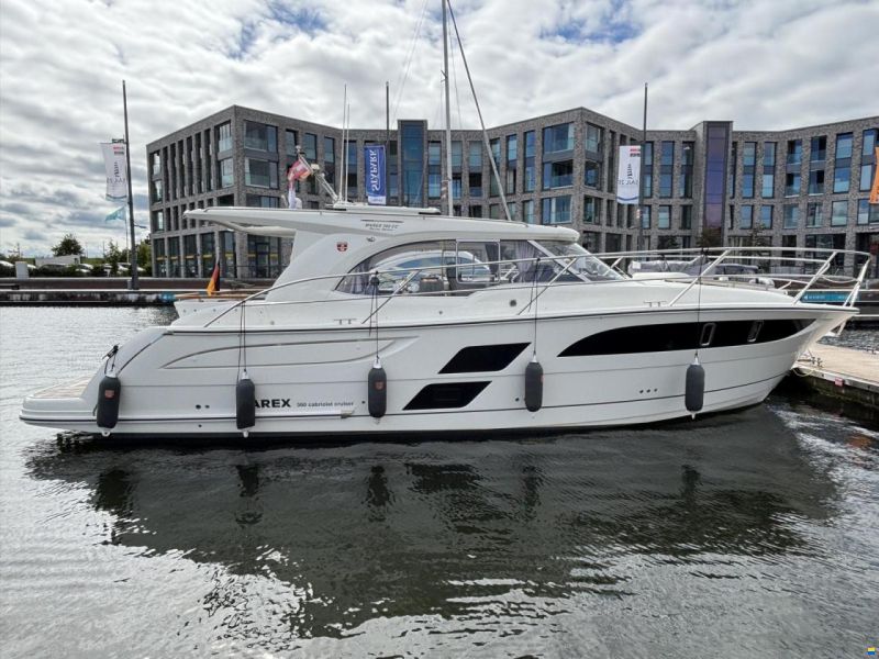 Marex 360 Cabriolet Cruiser