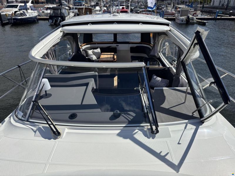 Marex 360 Cabriolet Cruiser