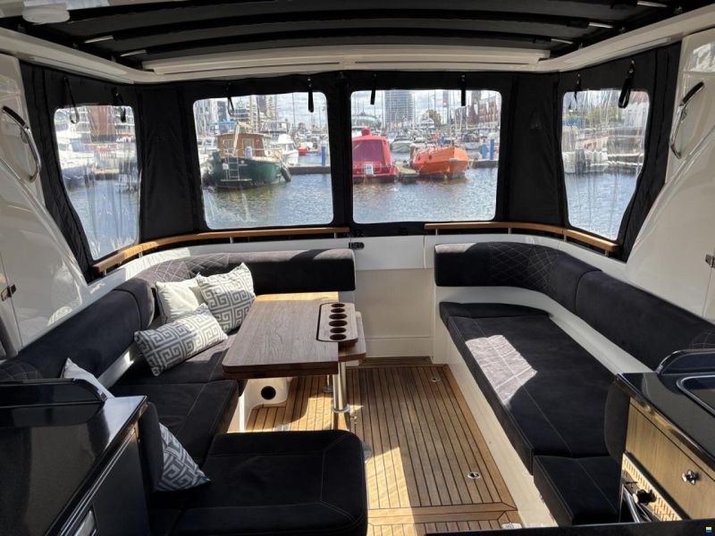 Marex 360 Cabriolet Cruiser