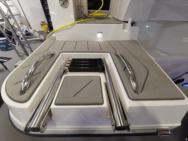 Nautic Yachts 880