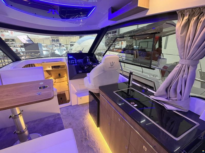 Nautic Yachts 880