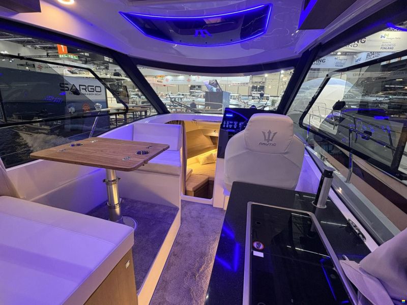 Nautic Yachts 880