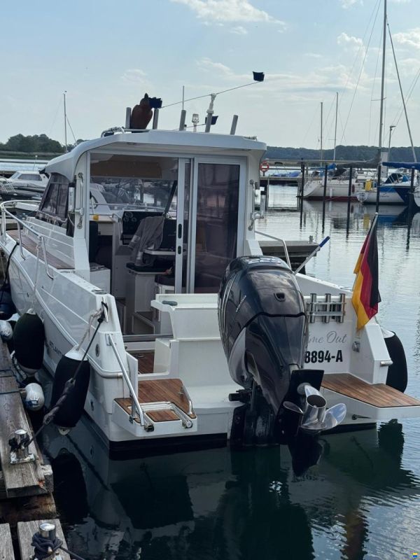 Atlantic Yachts Marine Adventure 780