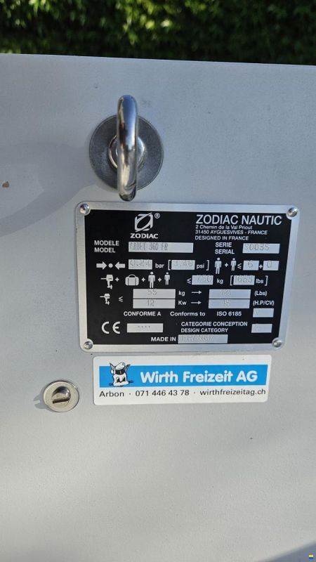 Zodiac Cadet 360 FR mit Activ-V Boden
