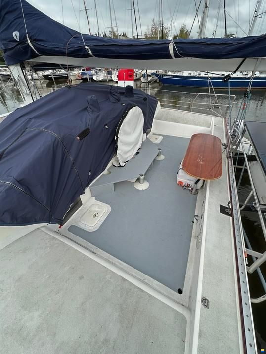TRT 1200 CR catamaran
