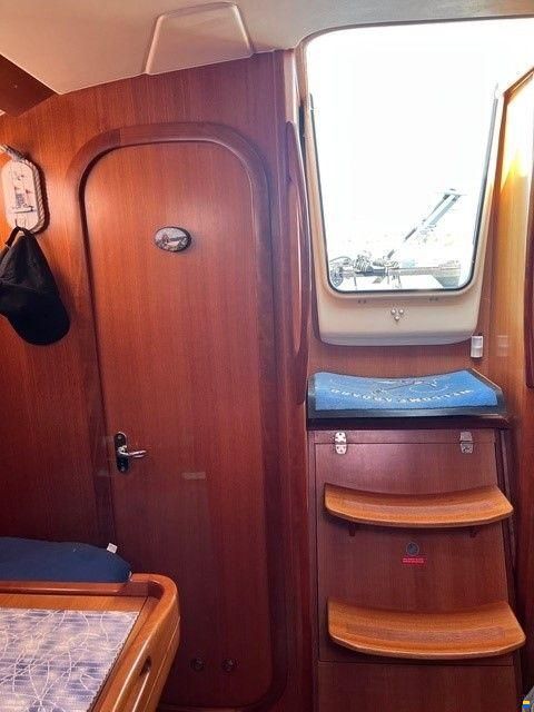 Dufour 325