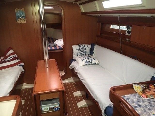 Dufour 325