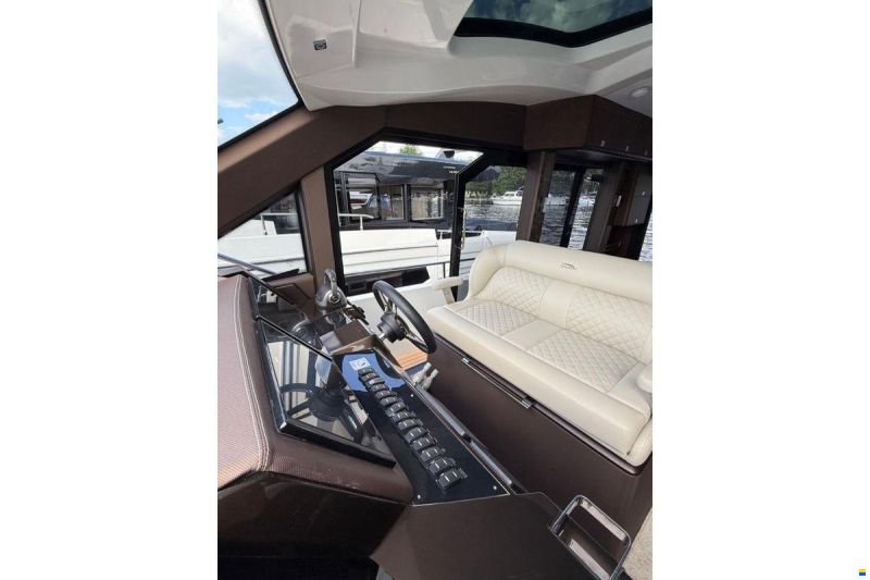 Galeon 410 HTC, 2024