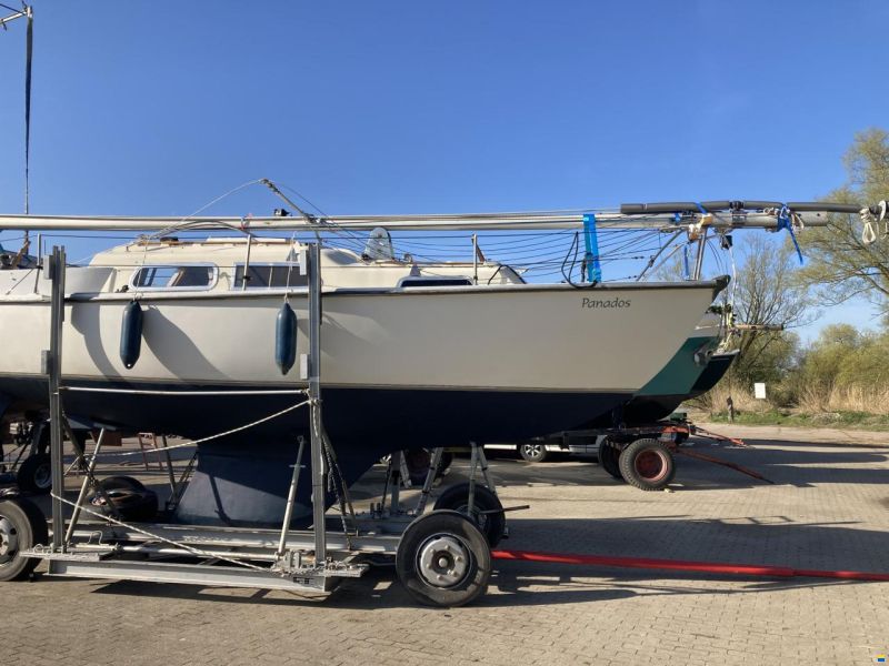 Sabre 27