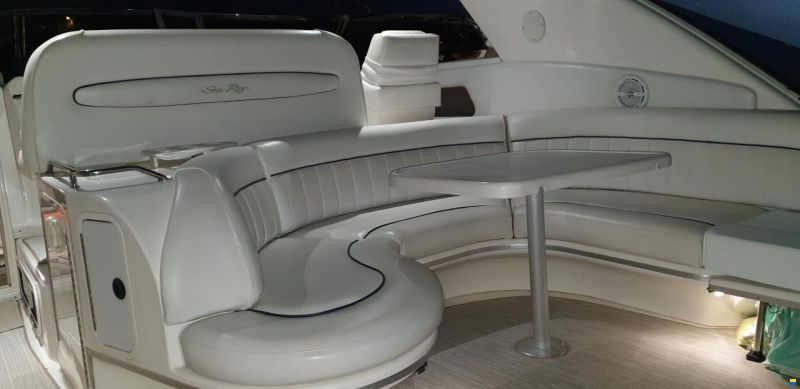 Sea Ray 450 Sundancer