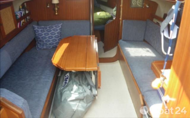 Jeanneau Aquila 28