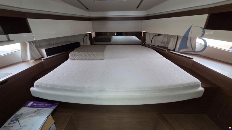 Jeanneau NC 37