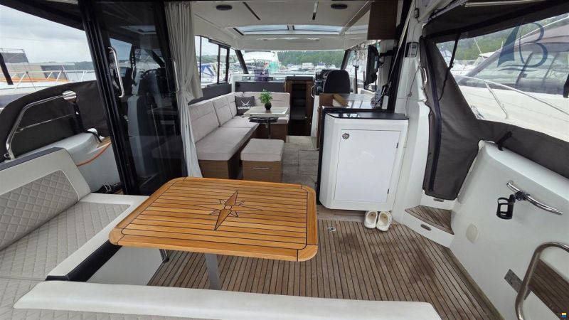 Jeanneau NC 37
