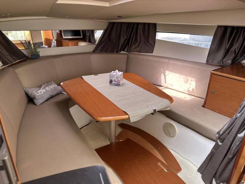 Jeanneau Leader 9