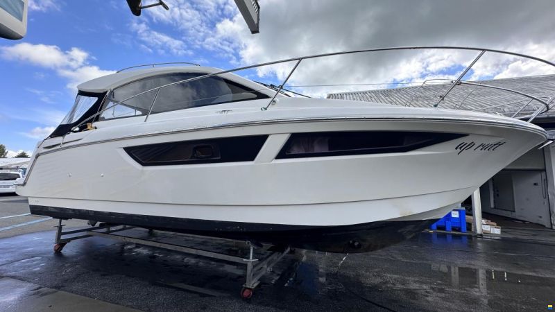 Jeanneau Leader 9