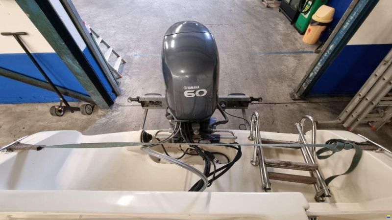 Cad 18 Open Met Yamaha F60EFI en trailer