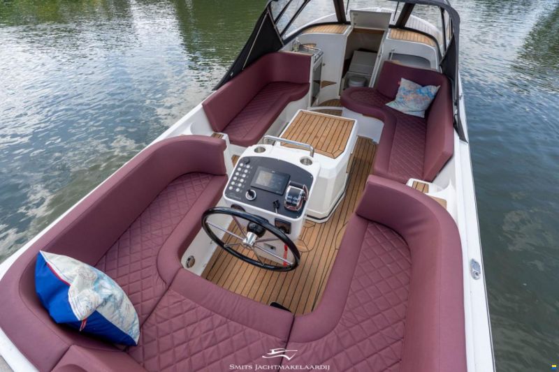 Bola GS Tender 27 Semi Cabin