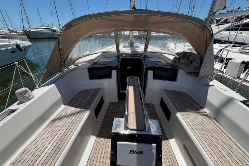 Hanse 388
