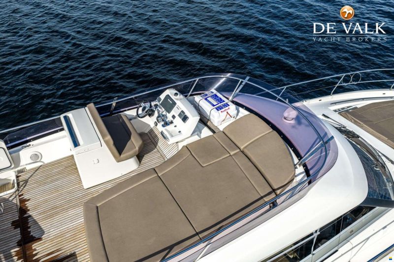 Prestige 550 Flybridge