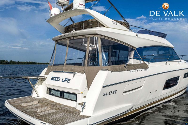 Prestige 550 Flybridge