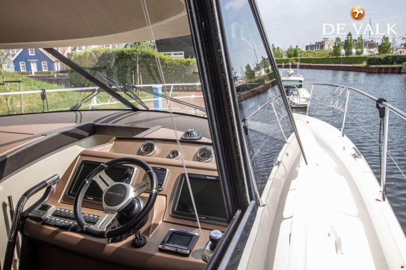 Prestige 550 Flybridge
