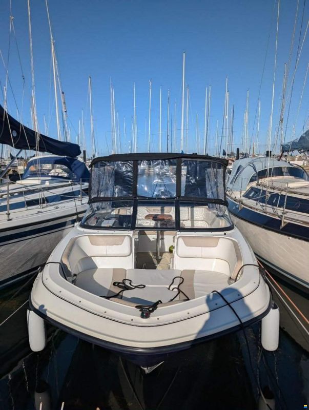Bayliner Vr5 Bowrider 2018 – Klar til so