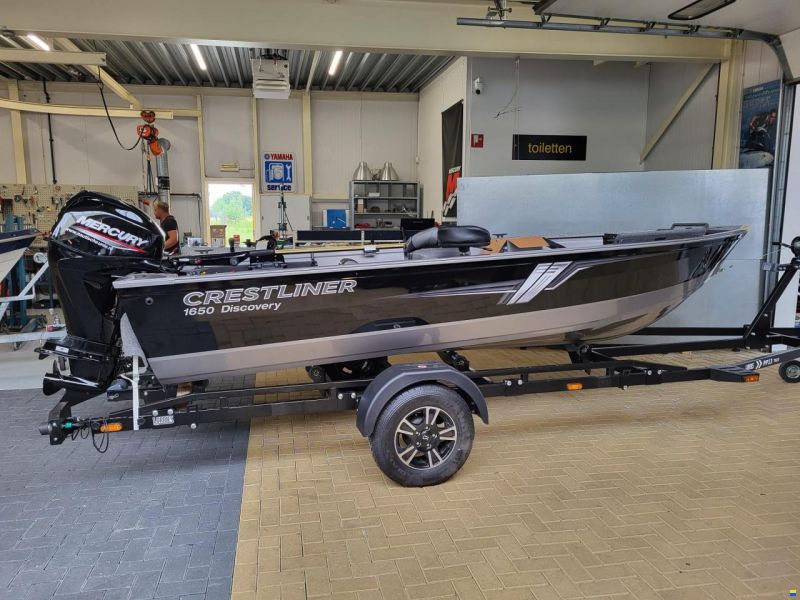 Crestliner 1650 Discovery Tiller