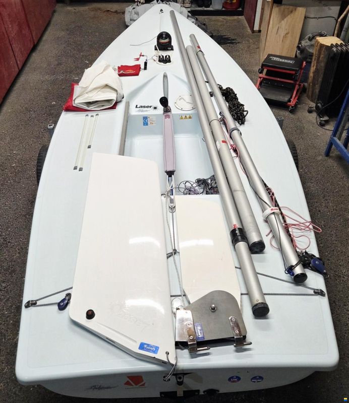 Performance Sailcraft Laser Radial XD