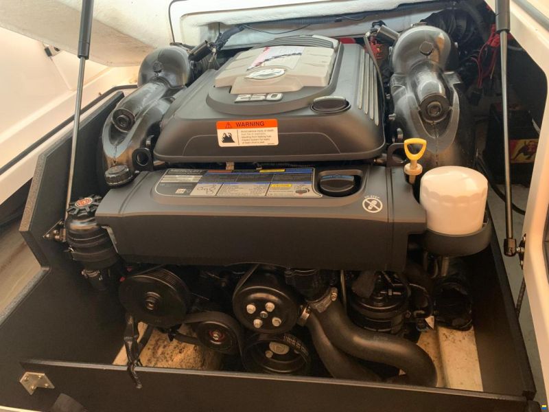 Regal ES 2000