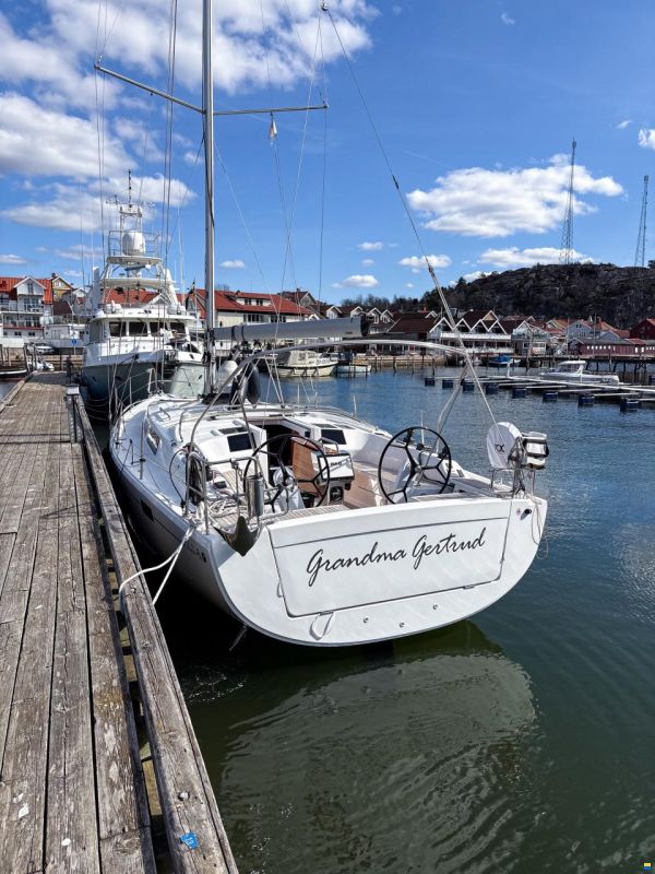 Hanse 385