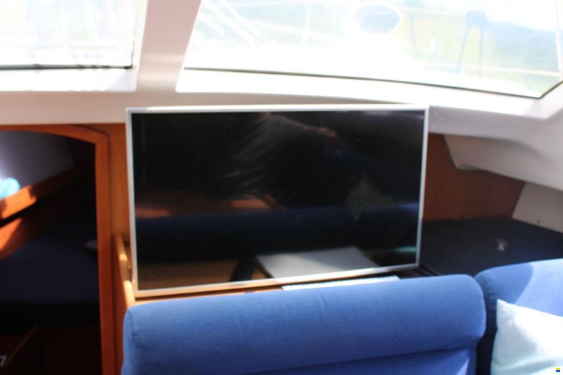 Wauquiez 40 Pilot Saloon