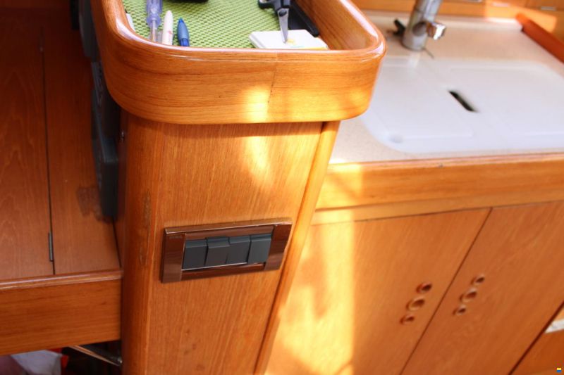 Wauquiez 40 Pilot Saloon