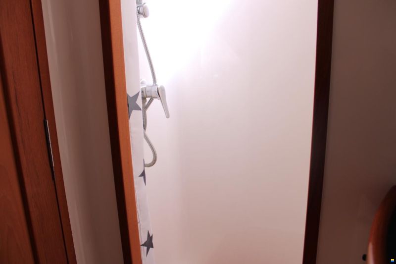 Wauquiez 40 Pilot Saloon