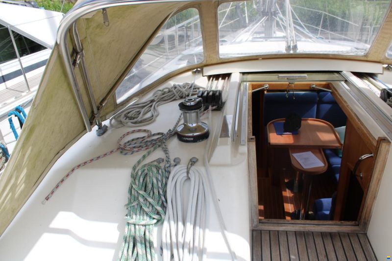 Wauquiez 40 Pilot Saloon