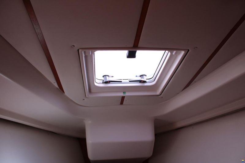 Wauquiez 40 Pilot Saloon