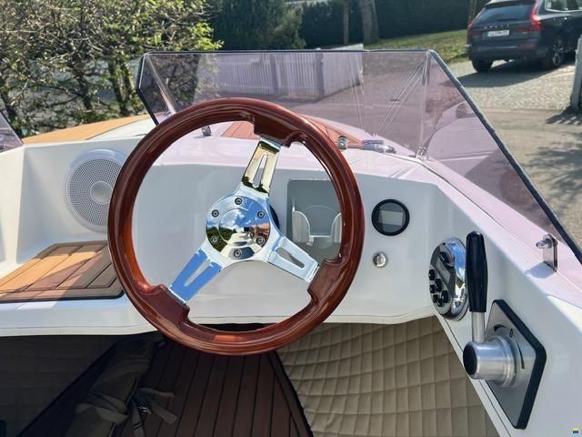 Leines Elektro Boot EL Sea 560 Exclusive