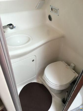 Chaparral Signature 270