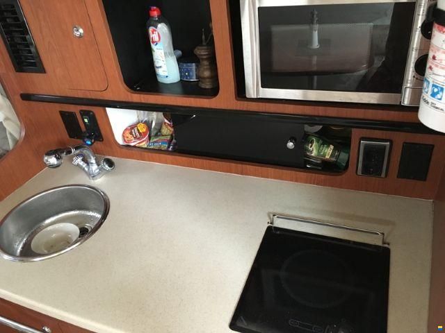 Chaparral Signature 270