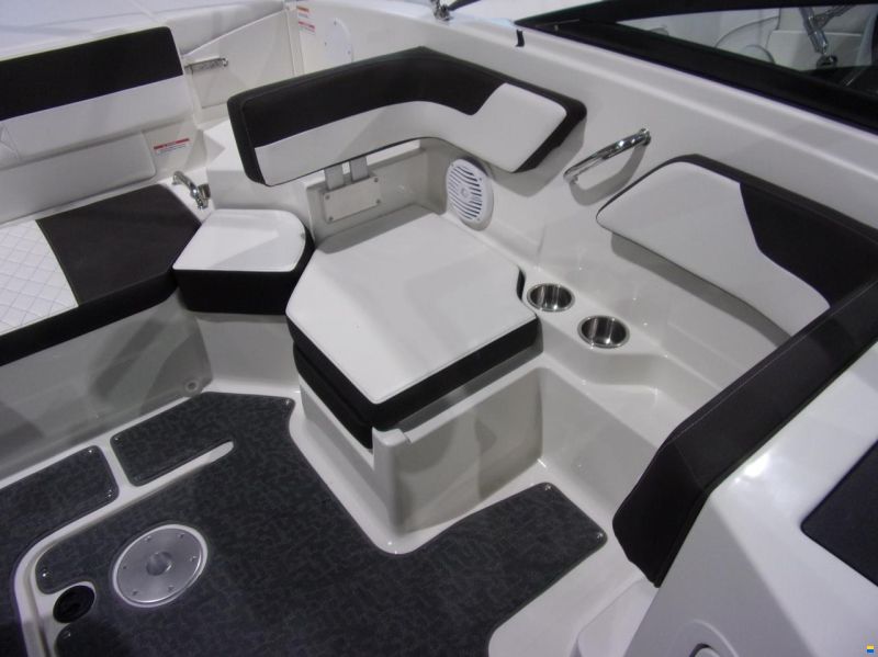 Sea Ray 190 SPXE
