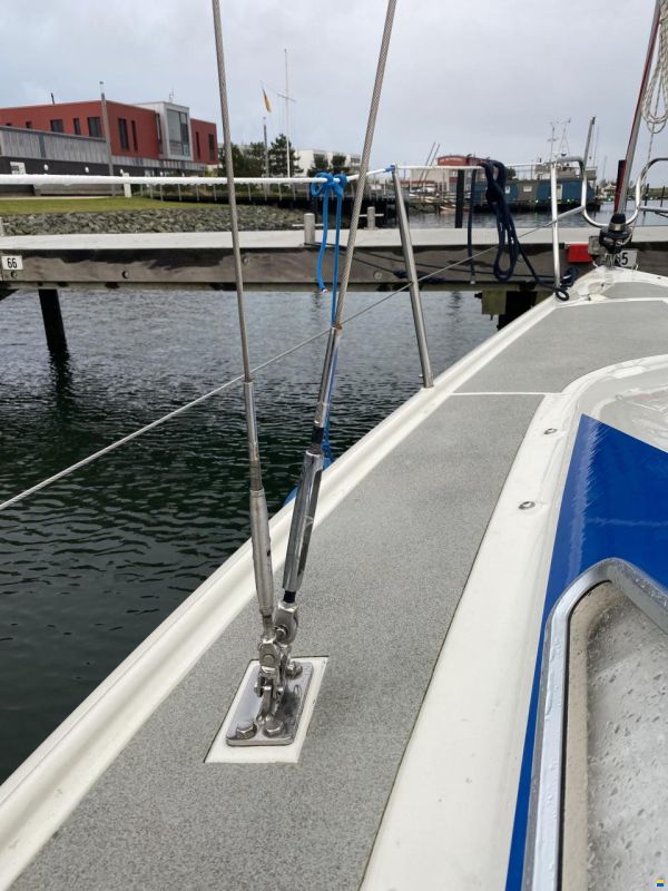 Dehler 28