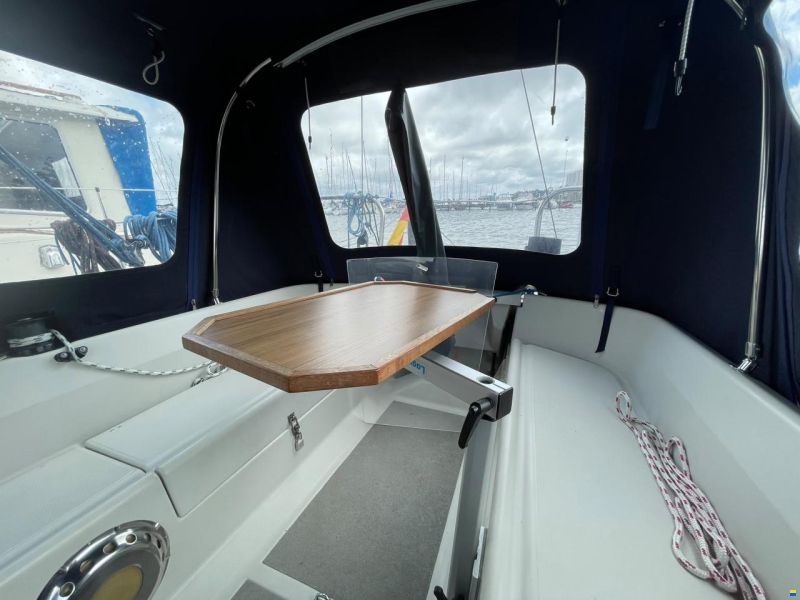 Dehler 28