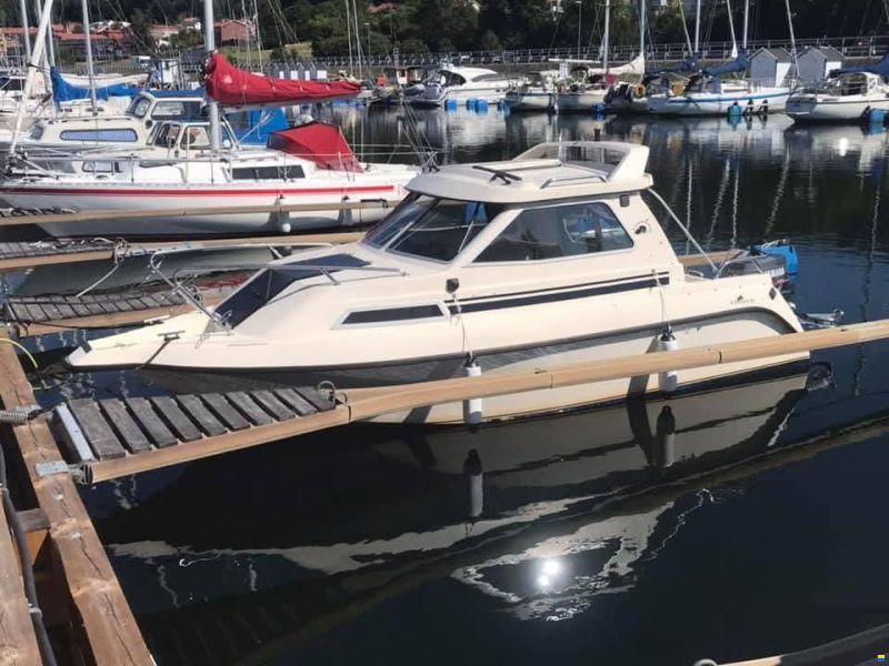 Uttern 5750C